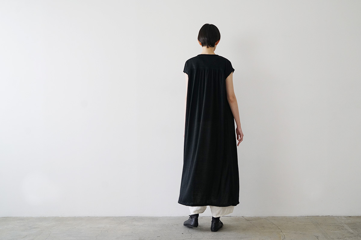 Mochiモチモチsleeveless knit dress [black]265ms-kn-01