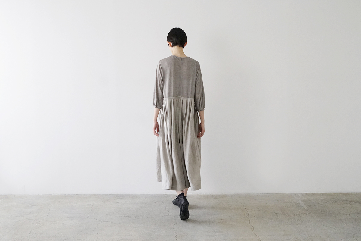 Mochi モチ a-line sleeveless dress [chalk] ma25-op-01