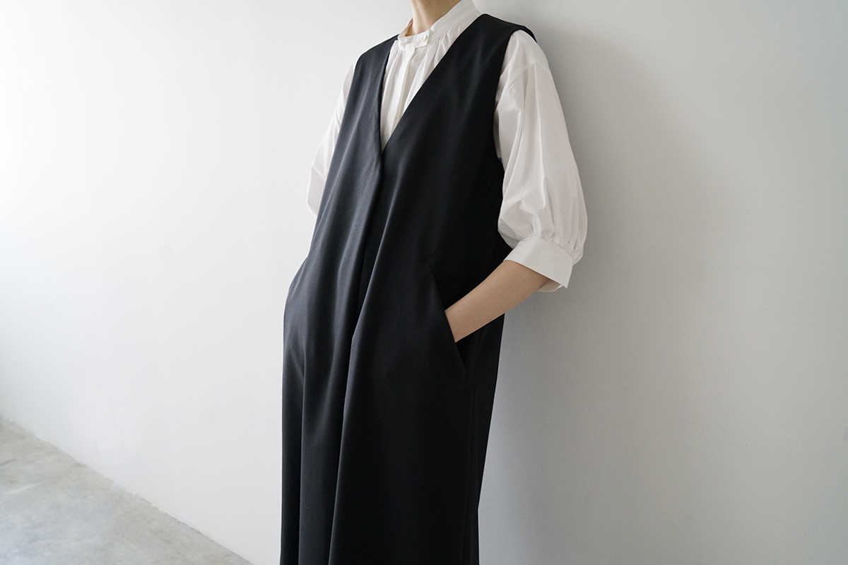 Mochiモチa-line vest dress [black/265-Mochi-22]