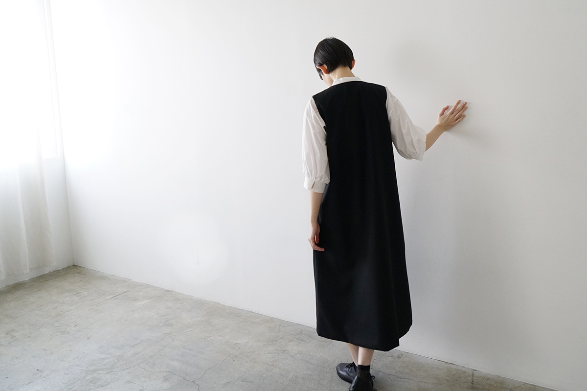 Mochiモチa-line vest dress [black/265-Mochi-22]