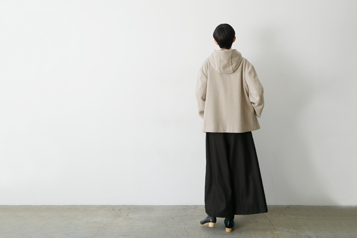 Mochiモチhooded short coat