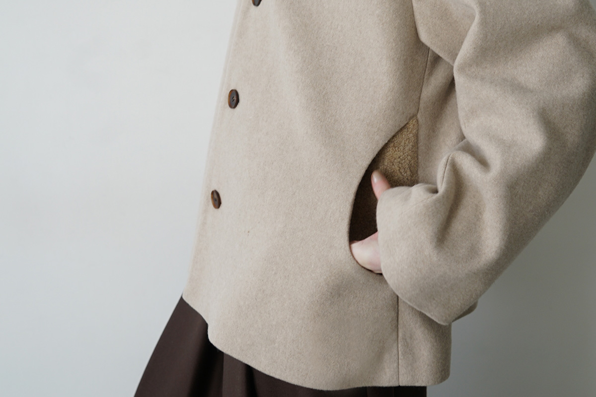 Mochiモチhooded short coat