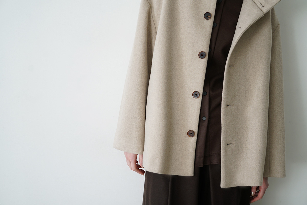 Mochiモチhooded short coat
