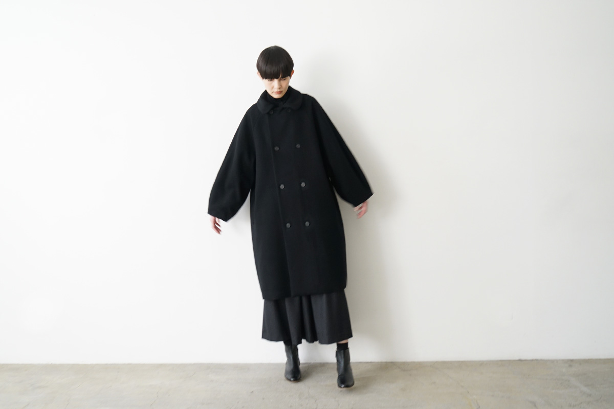 Mochi モチ Palm maison Mochi モチ padded collar coat
