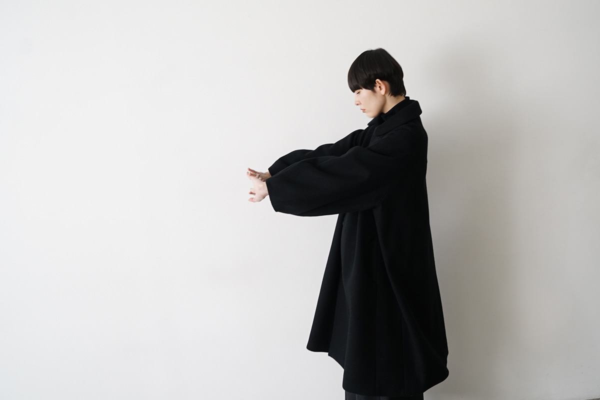 Mochi モチ Palm maison Mochi モチ padded collar coat