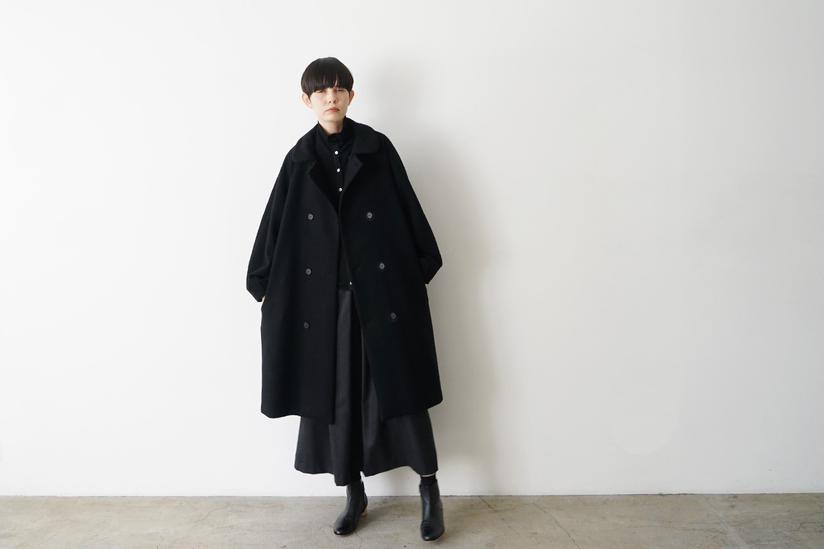Mochi モチ Palm maison Mochi モチ padded collar coat