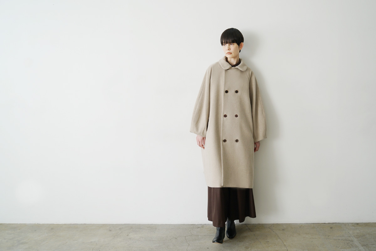 Mochi モチ Palm maison Mochi モチ padded collar coat