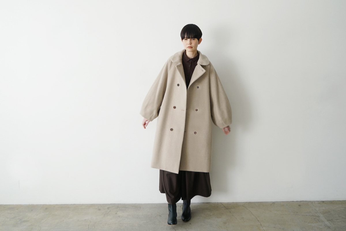 Mochi モチ Palm maison Mochi モチ padded collar coat
