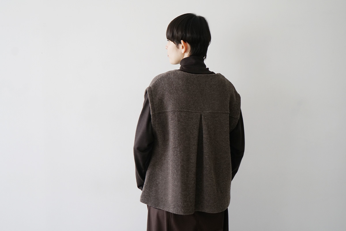Mochiモチlib knit vest [ma26kn-02/dark mocha]