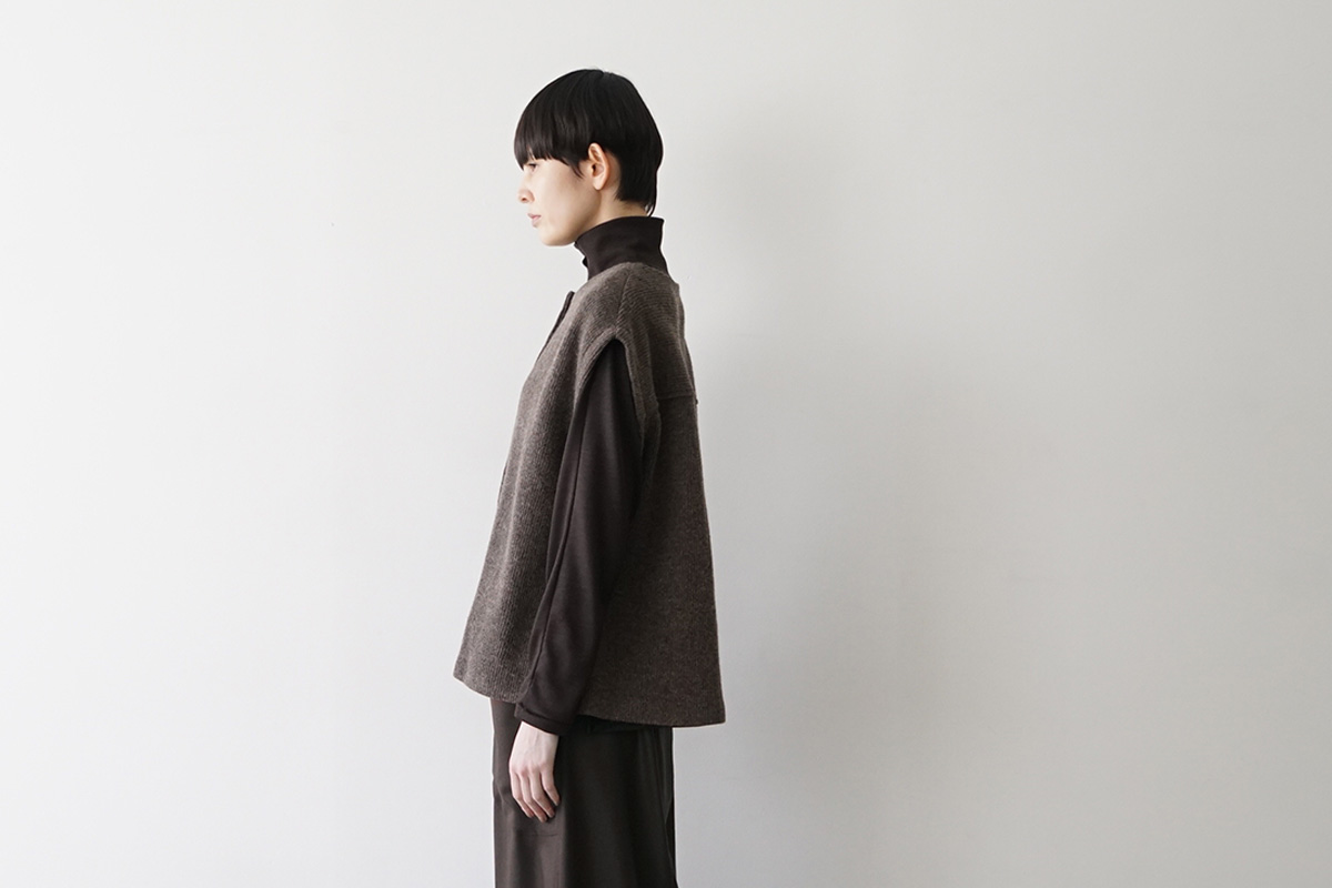 Mochiモチlib knit vest [ma26kn-02/dark mocha]