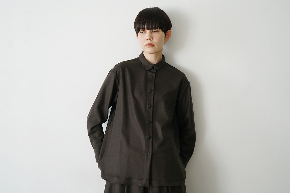 Mochiモチdouble slit shirt [dark mocha/ma25-b-01] 