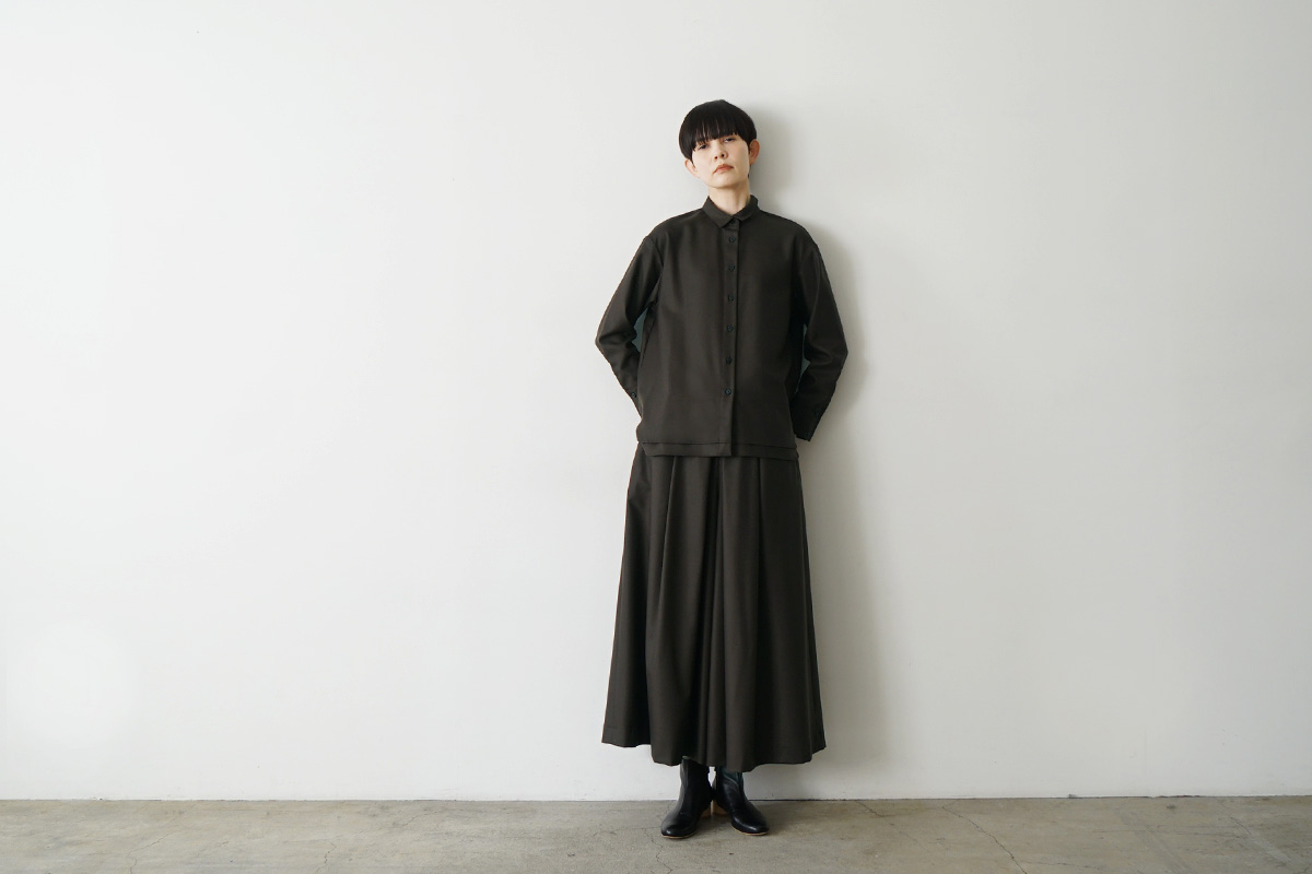 Mochiモチdouble slit shirt [dark mocha/ma25-b-01] 