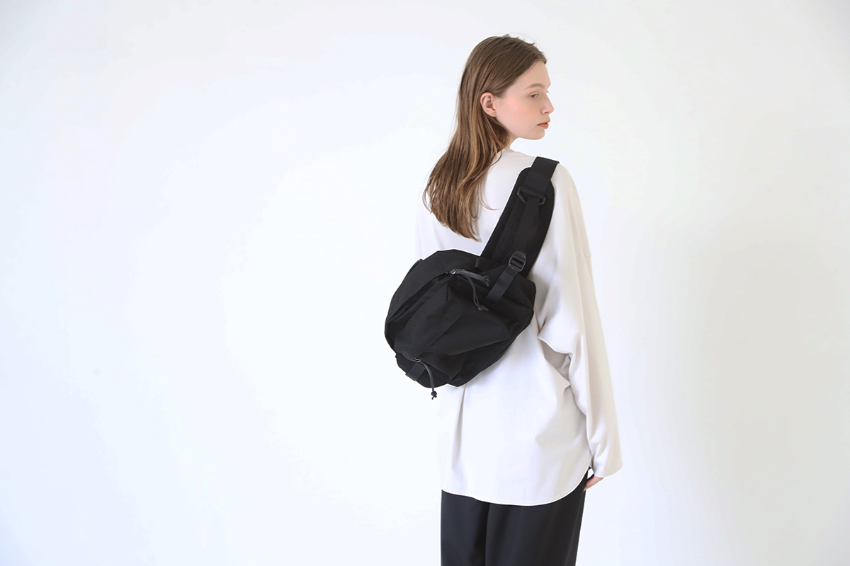 Aeta アエタNY12 WAIST BAG M[BLACK]Aeta 最新のバッグなど革アイテムを購入できるアエタ通販サイト DEER  LEATHER BAG