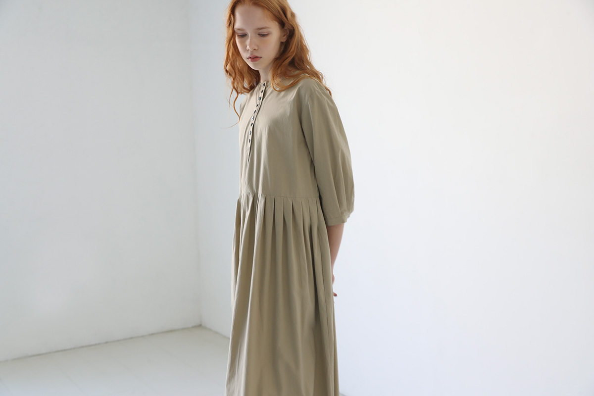 Mochi button dress [ms23-op-05/beige]