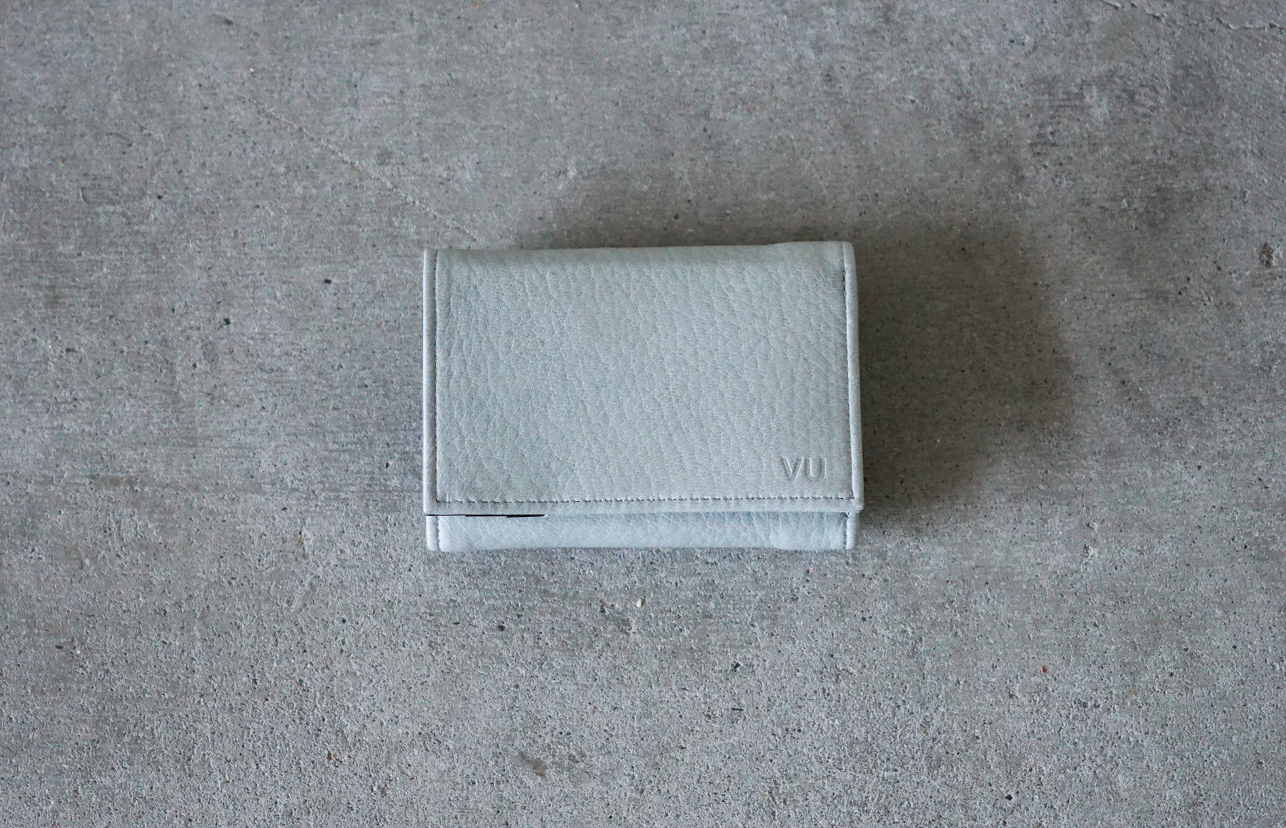 VU ヴウ vu-product-B12[GREEN GRAY]leather mini wallet