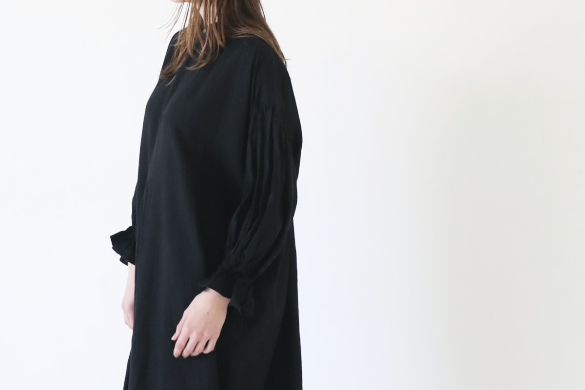 suzuki takayuki スズキタカユキ puff-sleeve dress [S231-24/black]