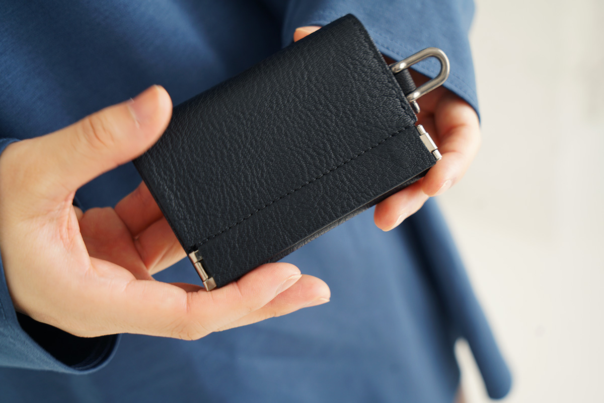 EDROBERTJUDSON エドロバートジャドソン shackle trifold wallet [B01XCD-20/05/black] EDROBERTJUDSON店舗 EDROBERTJUDSON公式 EDROBERTJUDSON財布