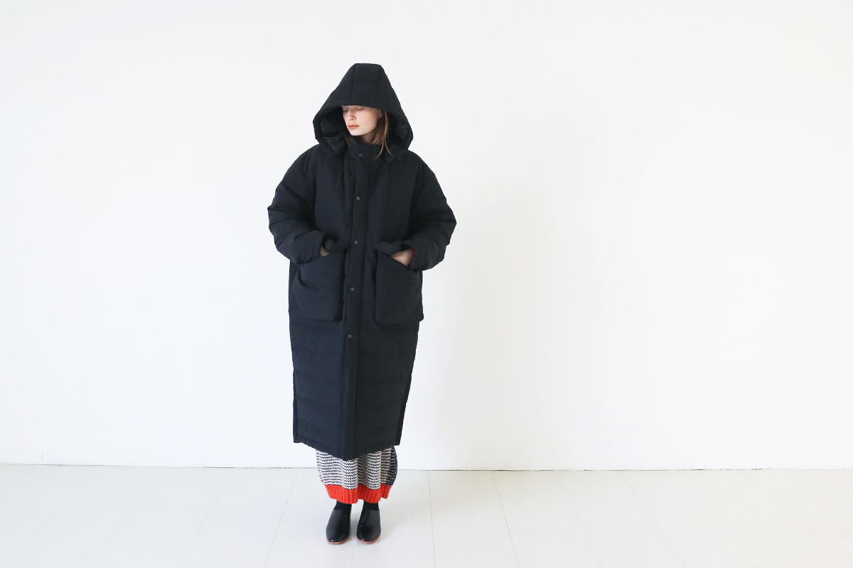 HENRIK VIBSKOV ヘンリックヴィブスコフ LONG DOWN COAT [Caviar]