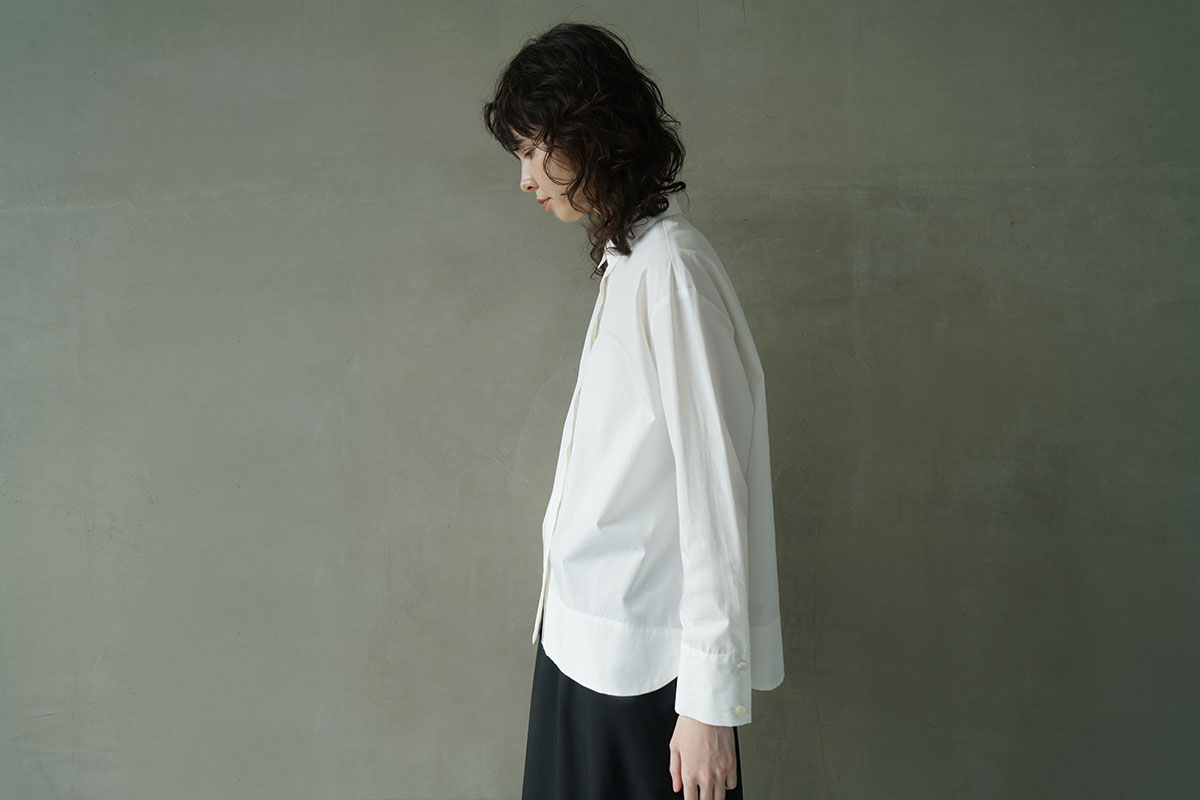 Mochi モチ finx cotton shirt [off white]