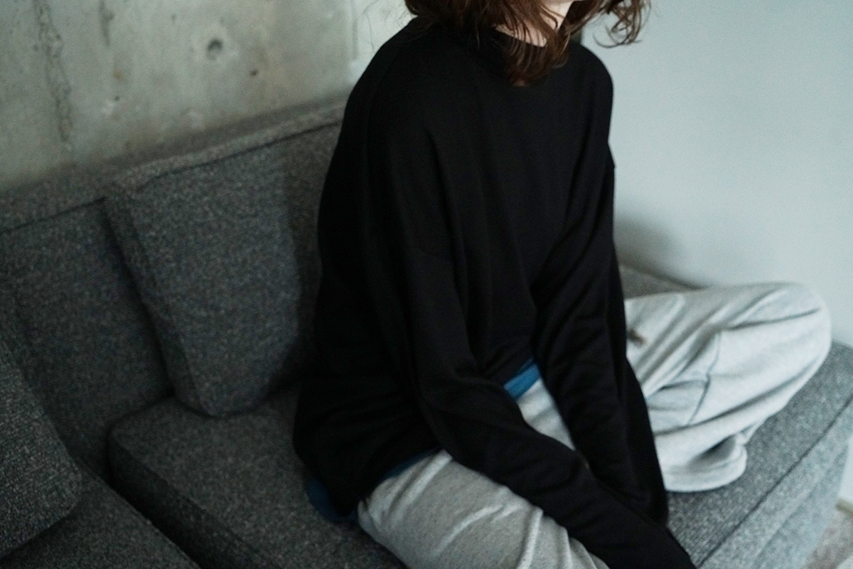 VU ヴウ petite high neck long knit [BLACK×BLUE] vum-kn-02