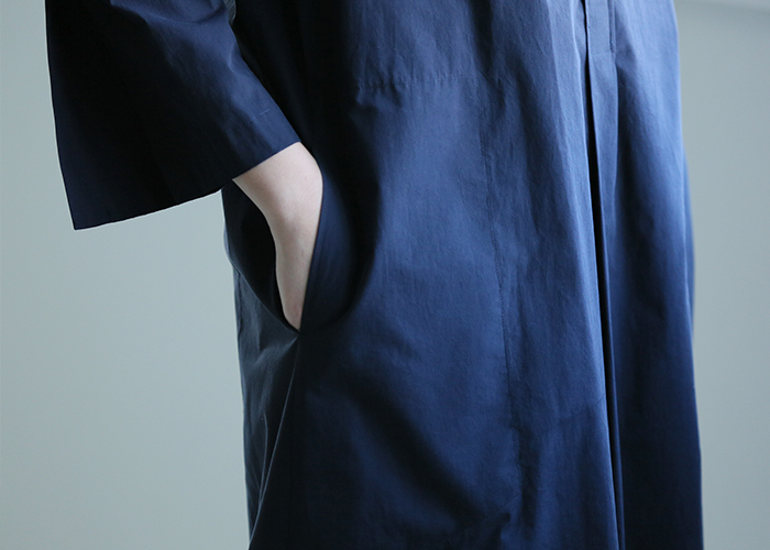 STUDIONICHOLSONFINE STRIPE SPLIT SLLEVE COLLALESS LONG SHIRT DRESS 