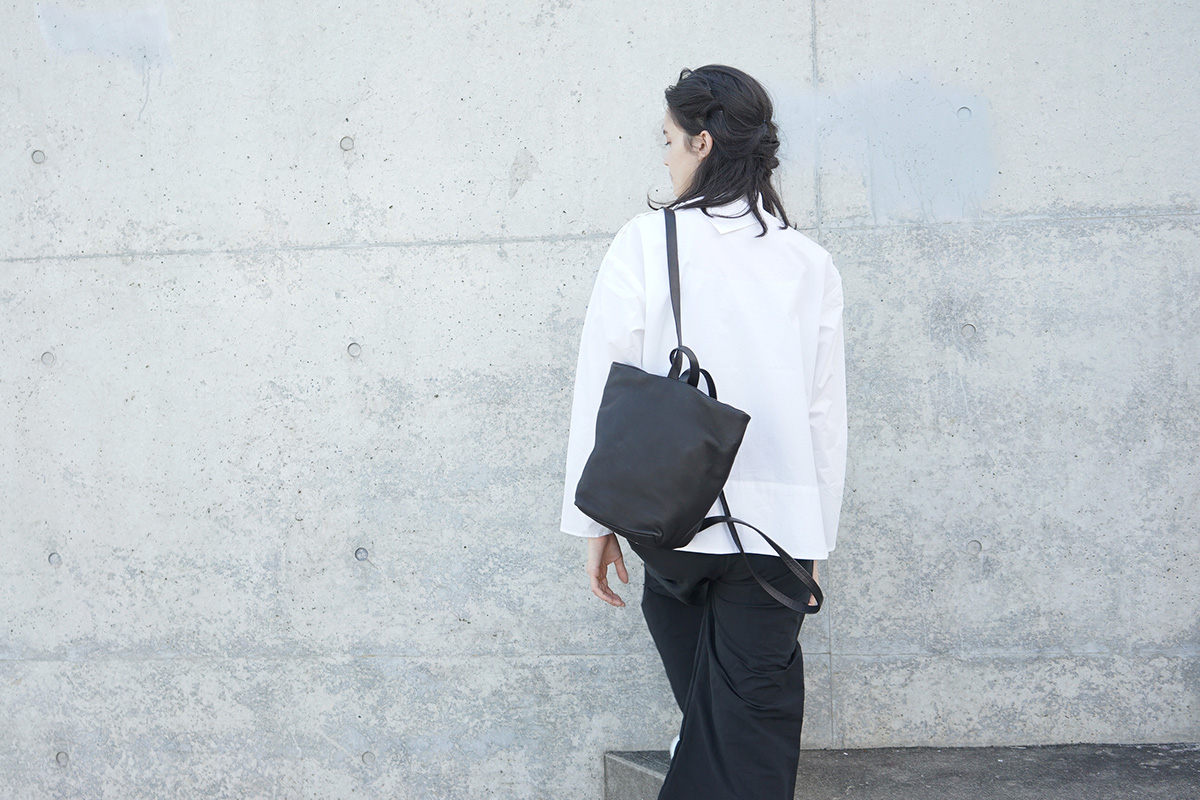 Aeta アエタDA08 RUCKSACK S[BLACK]Aeta 最新のバッグなど革アイテムを