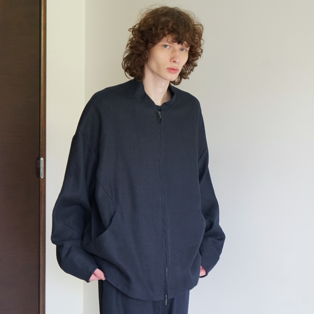 VU / ヴウ zip stand collar blouson linen [NAVY] vu-blu-009