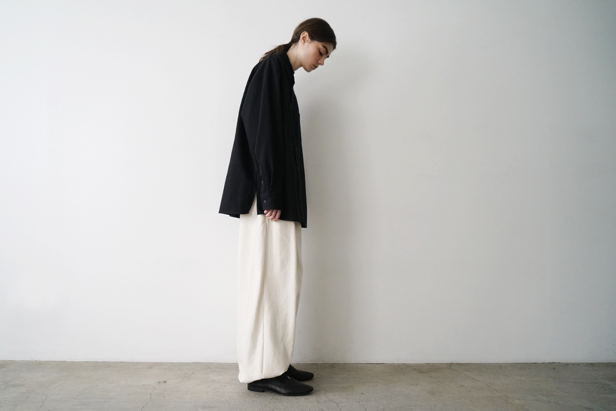 VUm wide stand collar shirts COTTON WOOL BLACK vu-sht-008 サイドスタイル