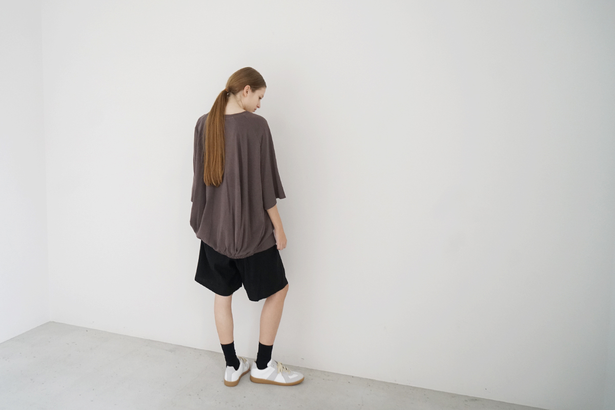 VUm ヴウエム スビンバルーンTシャツ グレージュ｜スビンコットン