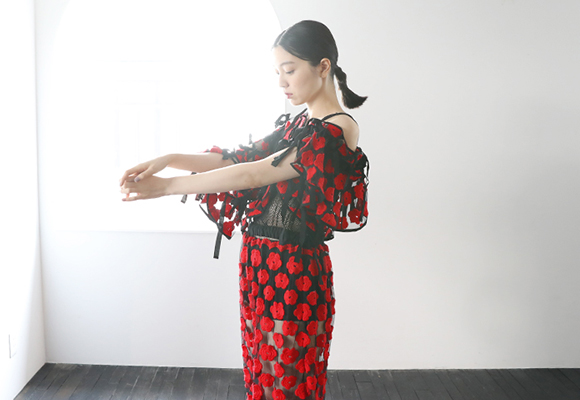 liroto_18aw_women_bana