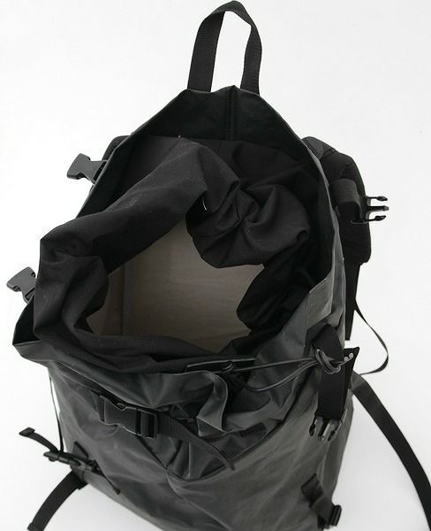 macromauro.kaos［BLACK]