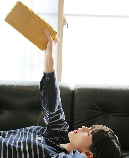 macromauro マクロマウロ.Kip Wallet Jumbo[Yellow/blue.]