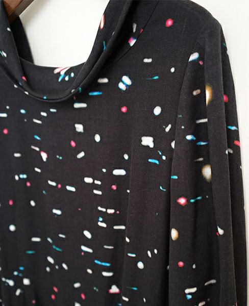 JUN OKAMOTO.[RO-33153]無数のライトで出来た星空のようなワンピース