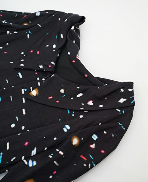 JUN OKAMOTO.[RO-33153]無数のライトで出来た星空のようなワンピース