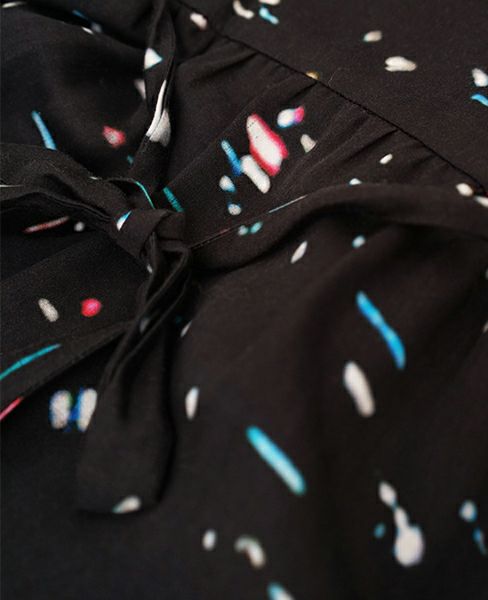 JUN OKAMOTO.[RO-33153]無数のライトで出来た星空のようなワンピース