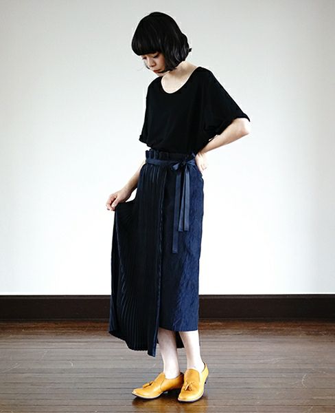 ohta.navy wrapskirt