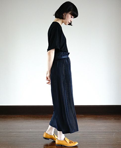 ohta.navy wrapskirt