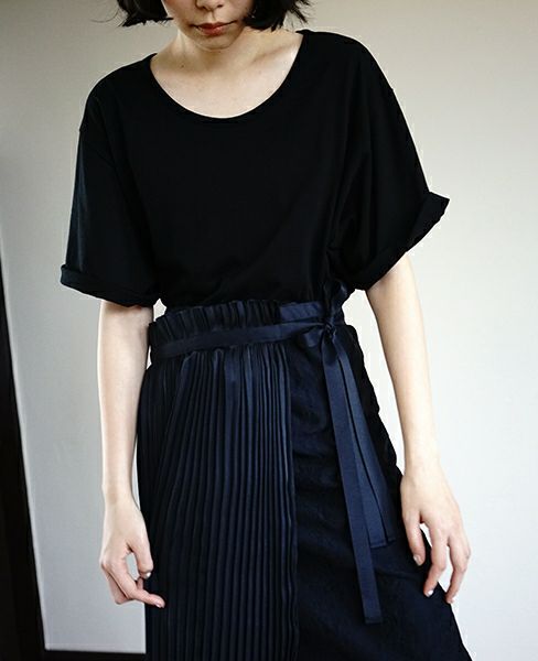 ohta.navy wrapskirt