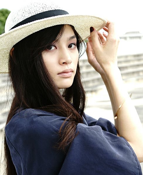 ANNETHOMAS.RONDE CARRE CIRCLE BRACELET