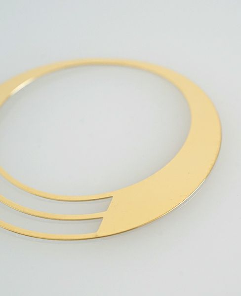 ANNETHOMAS.RONDE CARRE CIRCLE BRACELET