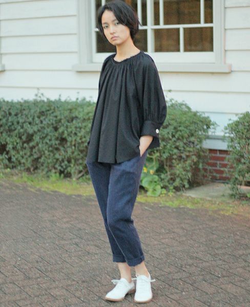 SI-HIRAI.DRAPE BLOUSE BLACK(CHSS16-3309)