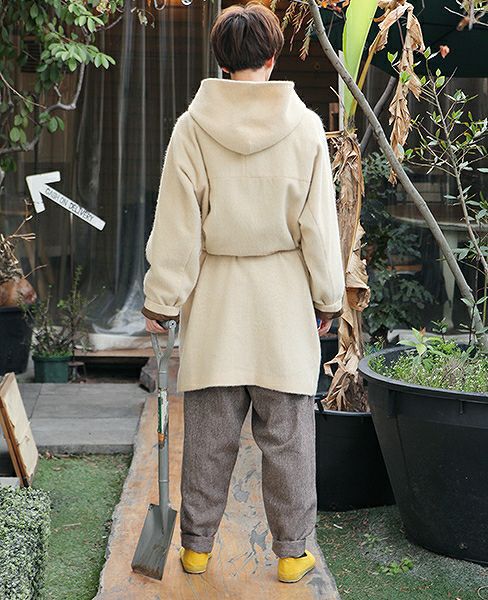 Edwina Hoerl .HOODED COAT [EH33C-02 A.off white]_