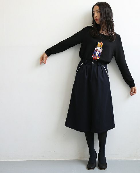 JUN OKAMOTO.[P-33074]壊れた時計をこっそり隠しているパンツ