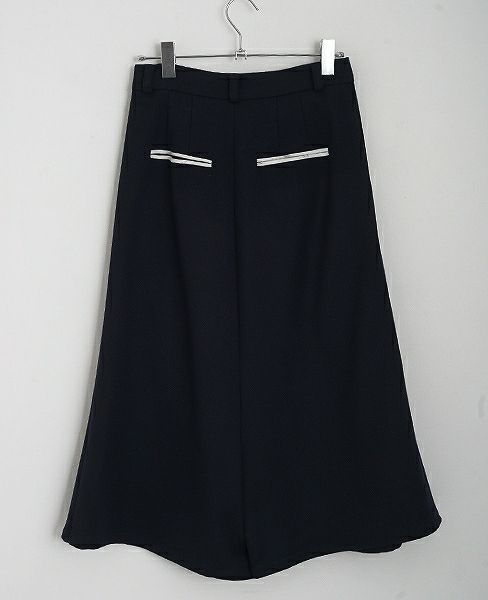 JUN OKAMOTO.[P-33074]壊れた時計をこっそり隠しているパンツ