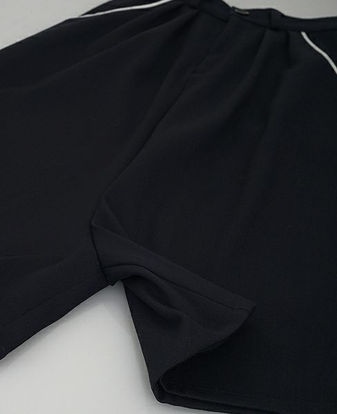 JUN OKAMOTO.[P-33074]壊れた時計をこっそり隠しているパンツ