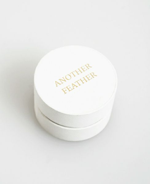 ANOTHERFEATHER.GIFT BOX GOLD