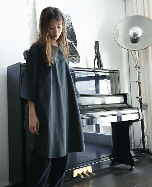 STEPHAN SCHNEIDER.DRESS TOSS/ART.NO.56/FAB.44/BOTTLE