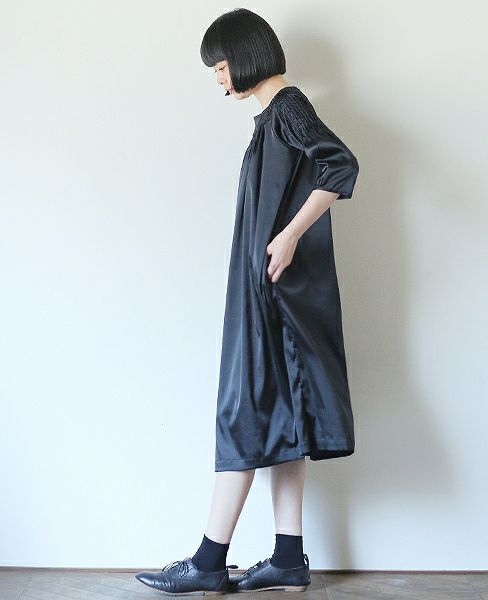 YAB-YUM.PINTUCK SLEEVE OP [171301 BLK]