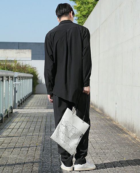 KAGARI YUSUKE.壁布トート[東京/東神田]