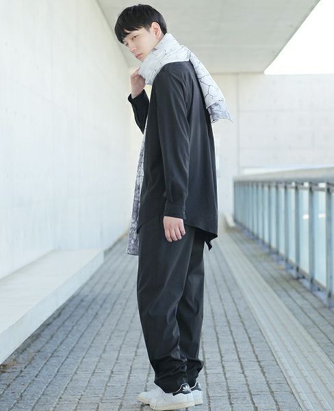 KAGARI YUSUKE.壁布[東京/東神田]